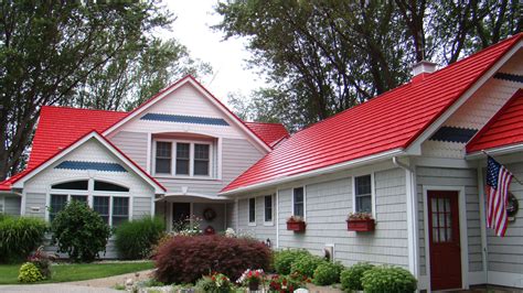 Red tin roof house colors 